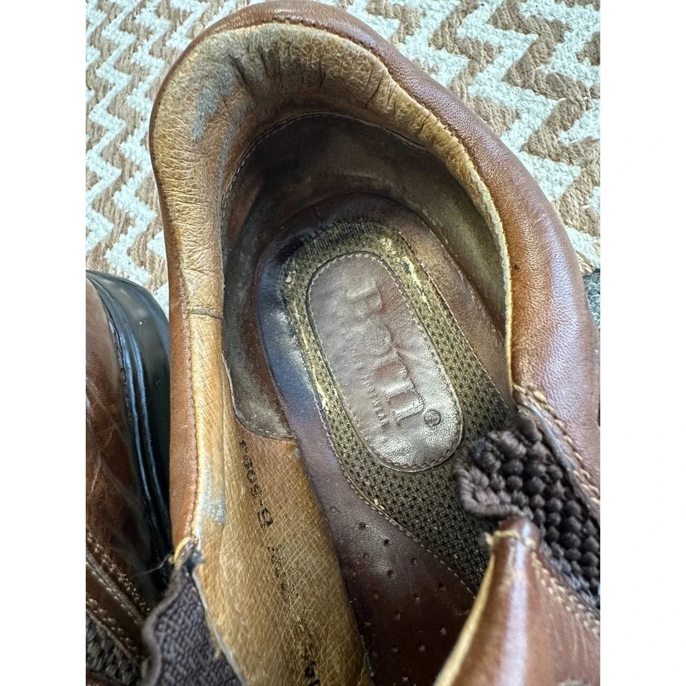 Born Børn Mens Sz 10.5 Leather Loafers Brown Casual Slip On Shoes Y2K B6093